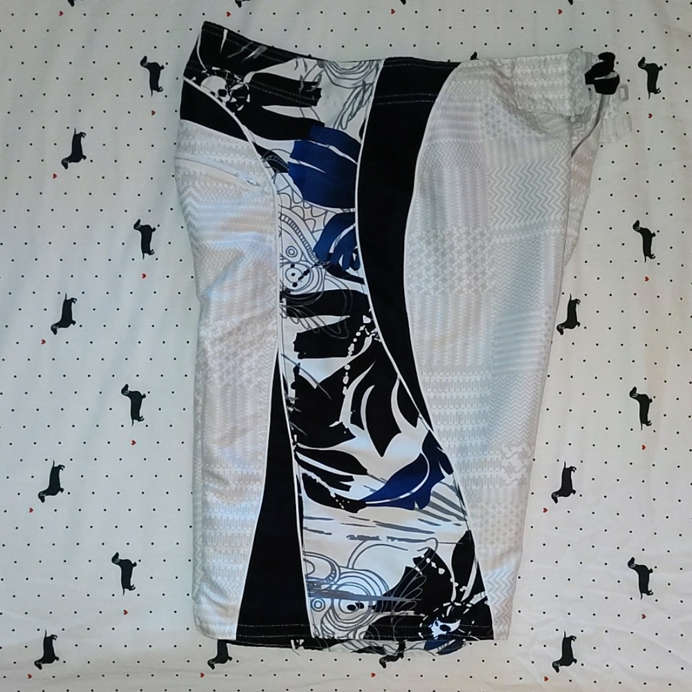 Men's Swim Trunks - Picture 4 of 6